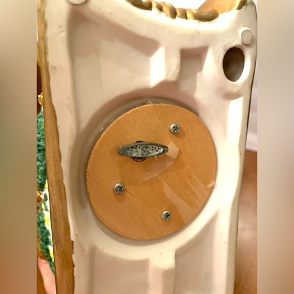 Bisque Ceramic Family in Christmas Sleigh Music Box - Picture 5 of 5